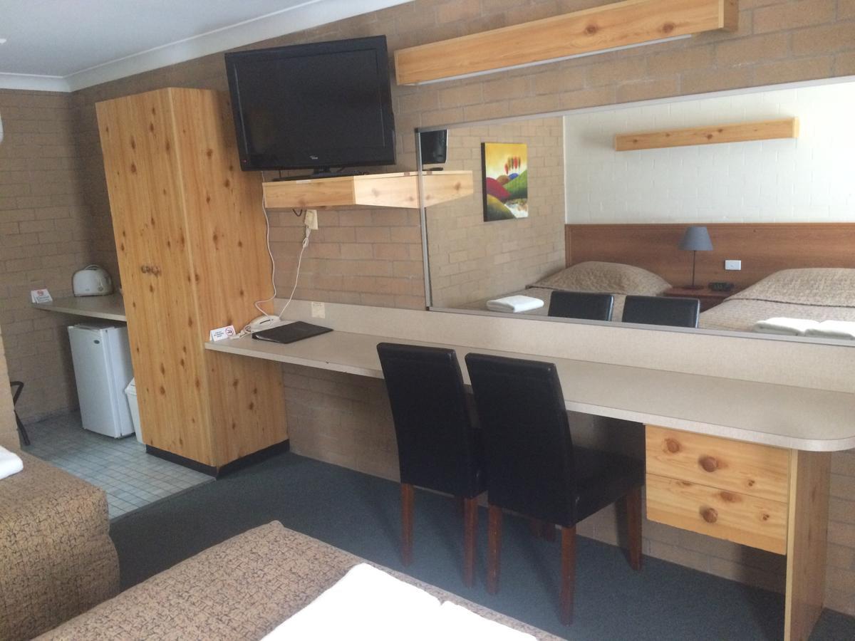 Alexander Motor Inn Мори Экстерьер фото
